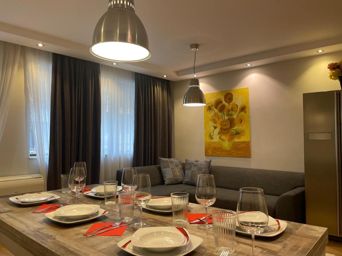 Luxury Apartments In Top City Center Varna 2 Buitenkant foto